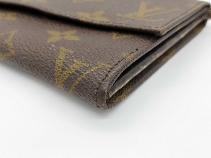 LOUIS VUITTON Monogram LV Monogram Long Wallet Model Number Unknown Serial Number Unknown Wallet