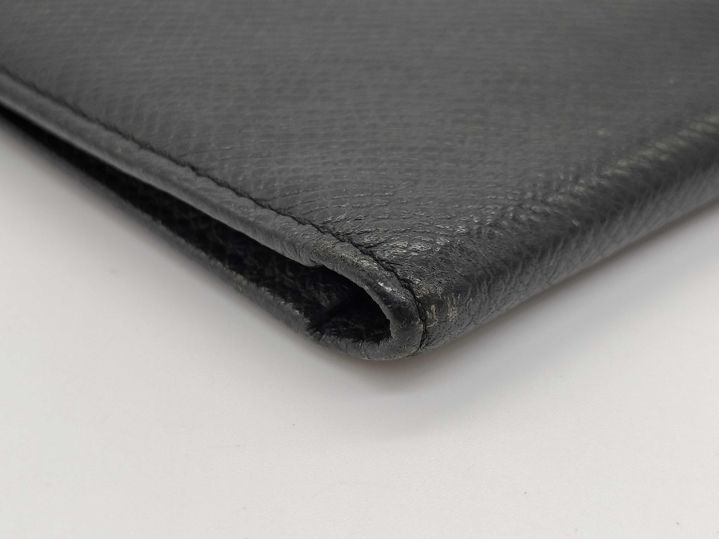LOUIS VUITTON Taiga LV Taiga Long Wallet Model Number Unknown MI0091 Billfold