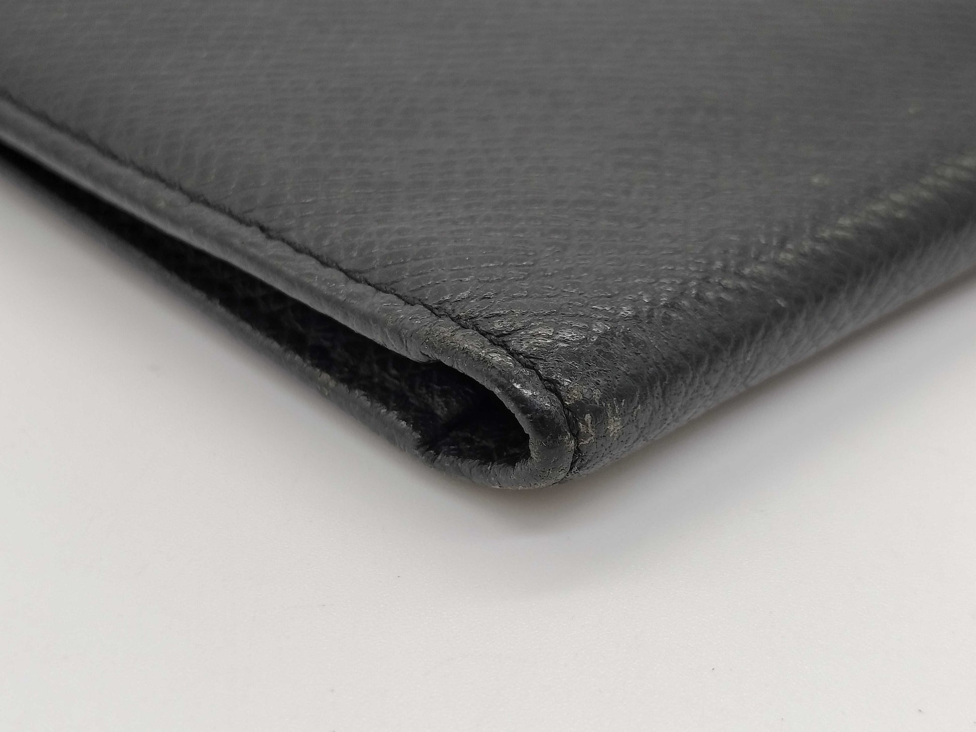 LOUIS VUITTON Taiga LV Taiga Long Wallet Model Number Unknown MI0091 Billfold