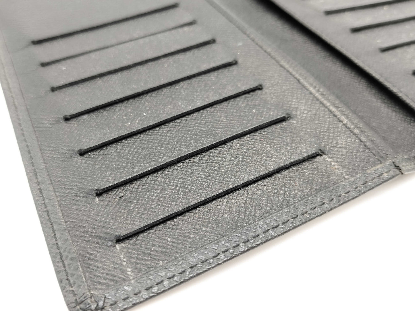 LOUIS VUITTON Taiga LV Taiga Long Wallet Model Number Unknown MI0091 Billfold
