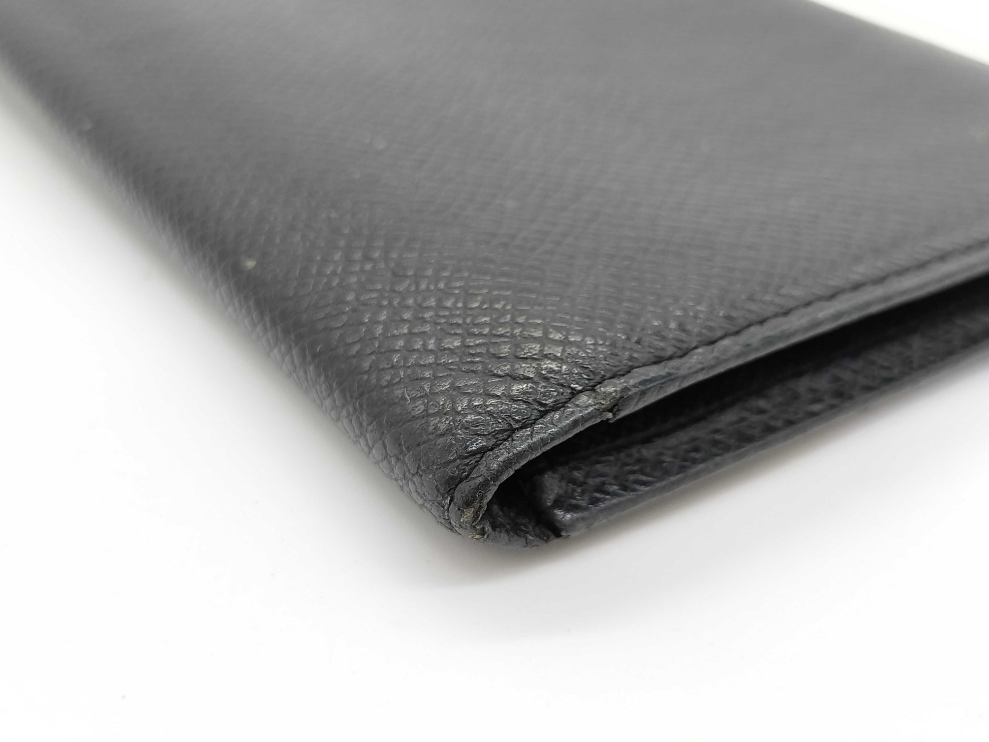 LOUIS VUITTON Taiga LV Taiga Long Wallet Model Number Unknown MI0091 Billfold