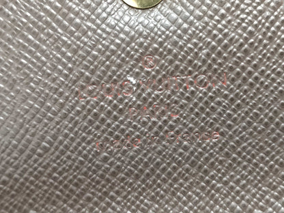 LOUIS VUITTON Damier LV Damier Multicle 6 N62630 Serial number unclear Key case/Key holder