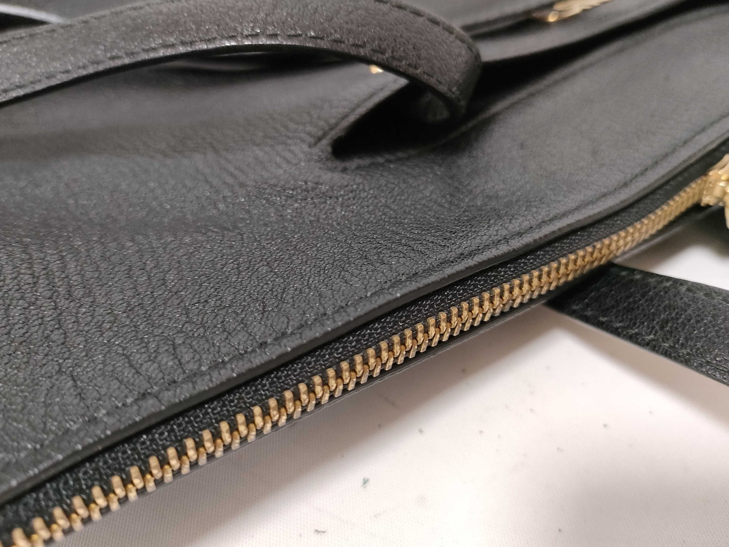 Salvatore Ferragamo Gancini Leather 2-Way Tote Bag AB-21F 651 Black