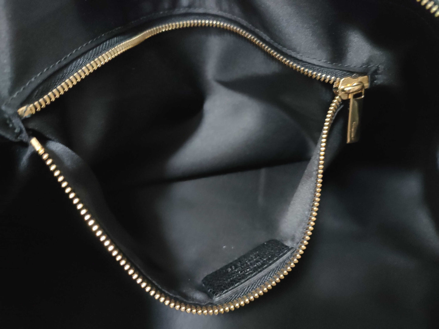 Salvatore Ferragamo Gancini Leather 2-Way Tote Bag AB-21F 651 Black