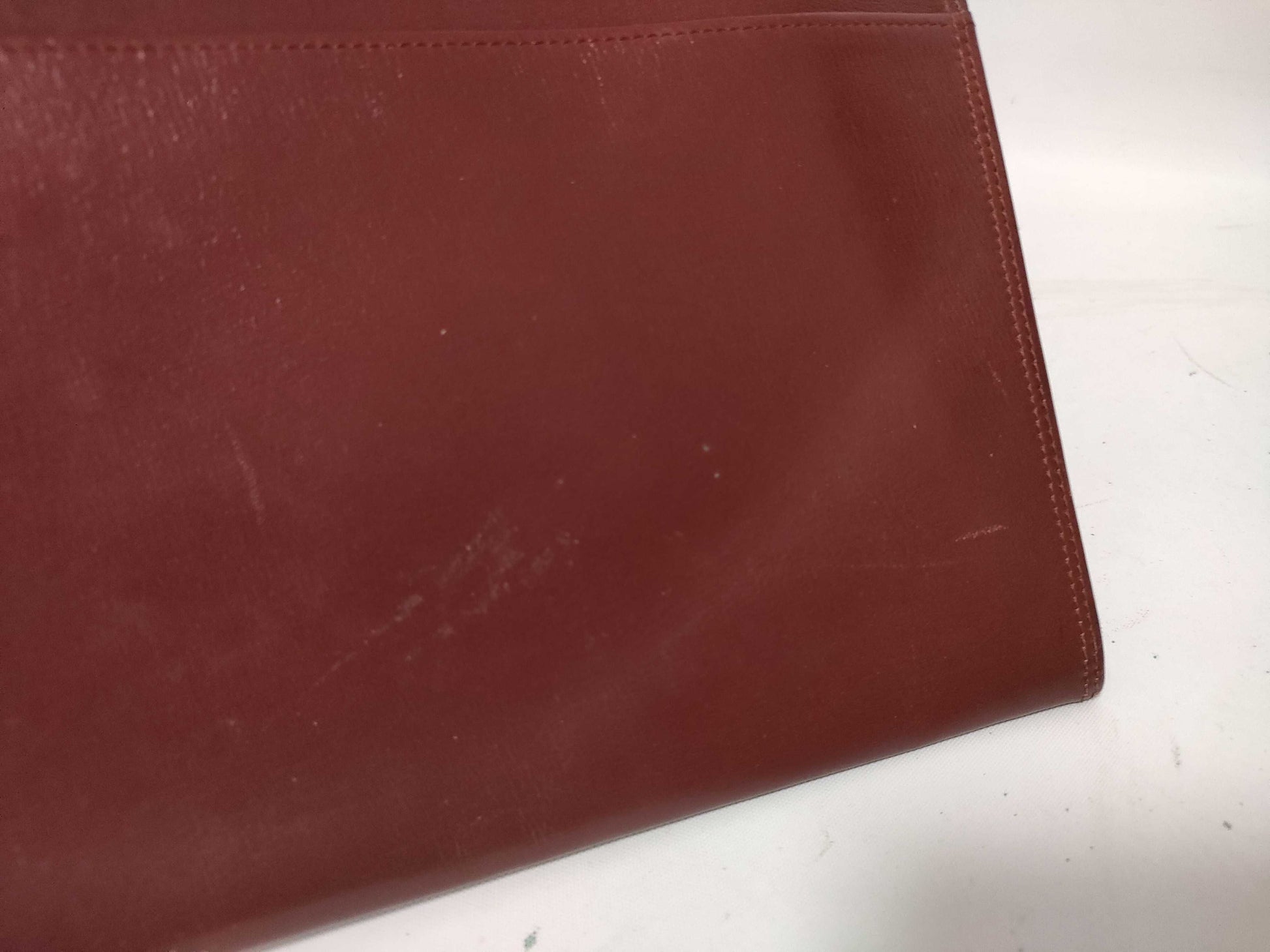 Cartier Must Cartier Leather Clutch Bag Bordeaux Clutch Bag