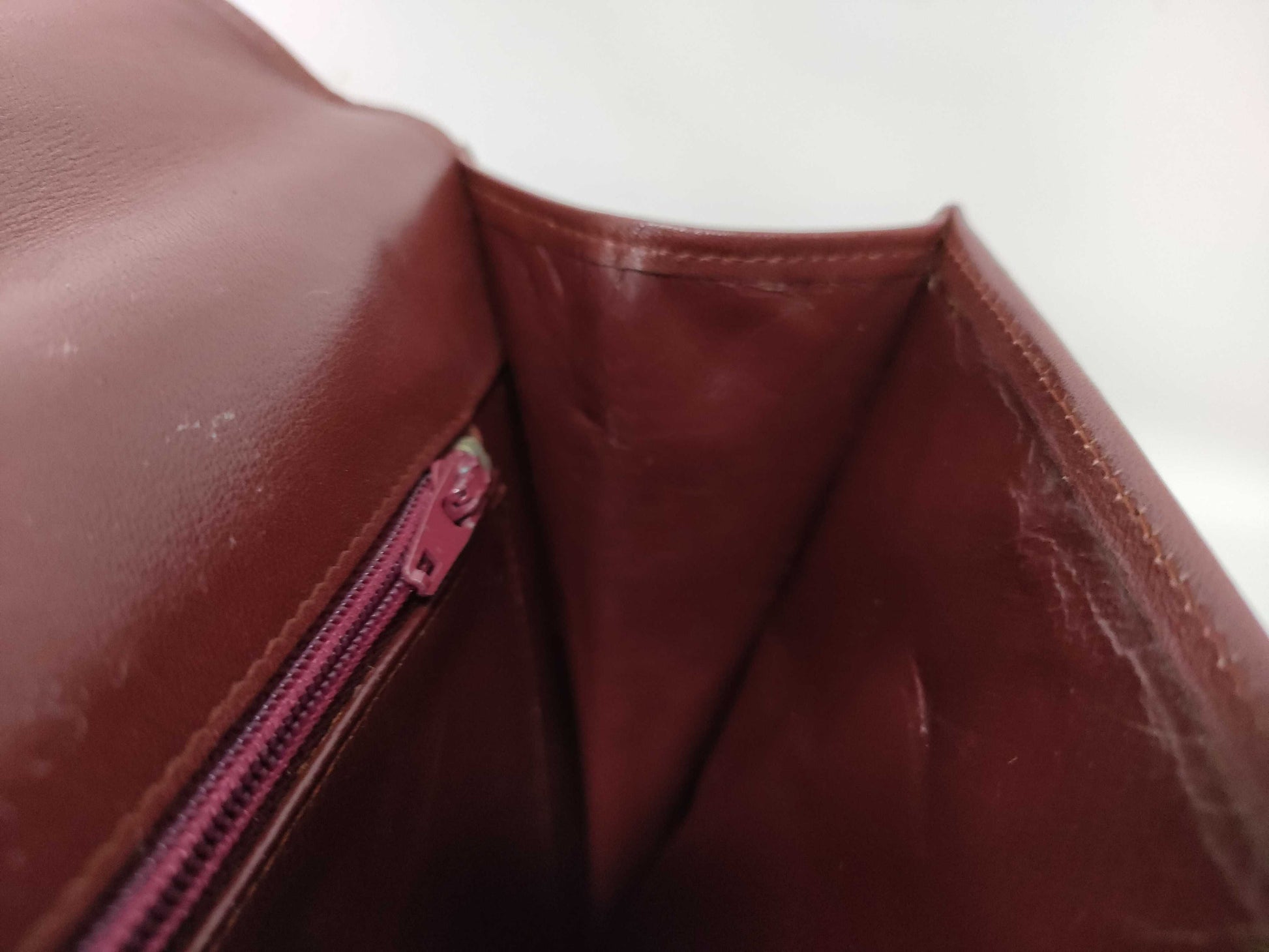 Cartier Must Cartier Leather Clutch Bag Bordeaux Clutch Bag