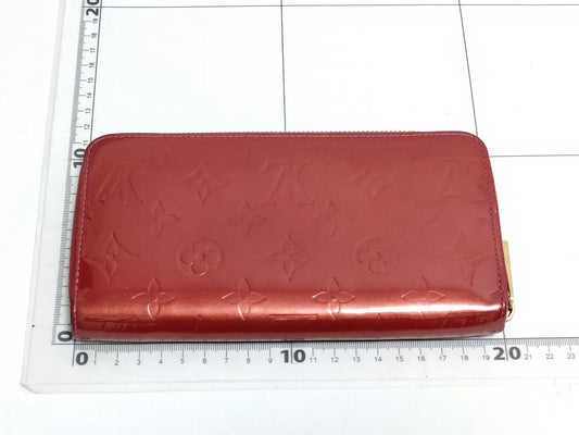 LOUIS VUITTON Vernis LV Vernis Zippy Wallet M90200 CA2181 Wallet
