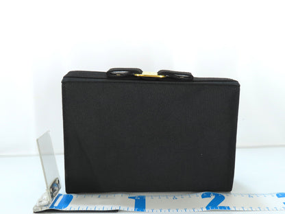 Salvatore Ferragamo Vara Ribbon Nylon Canvas Shoulder Bag AQ215231 Black Shoulder Bag
