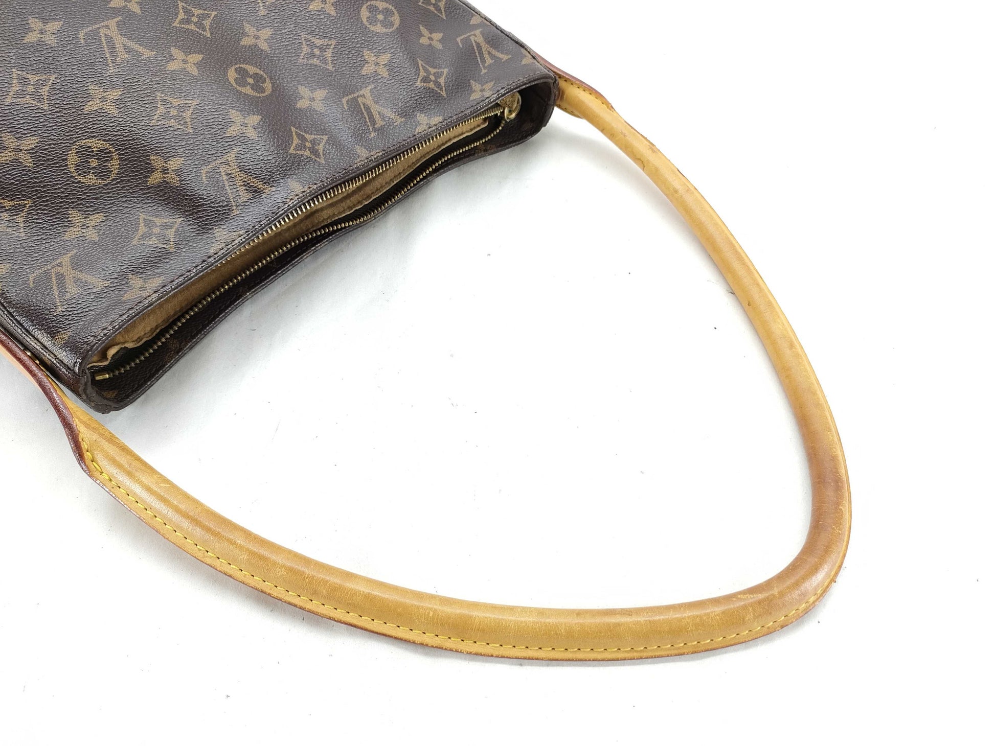 LOUIS VUITTON M51145 Monogram LV Monogram Looping GM M51145 LM0011 Shoulder Bag