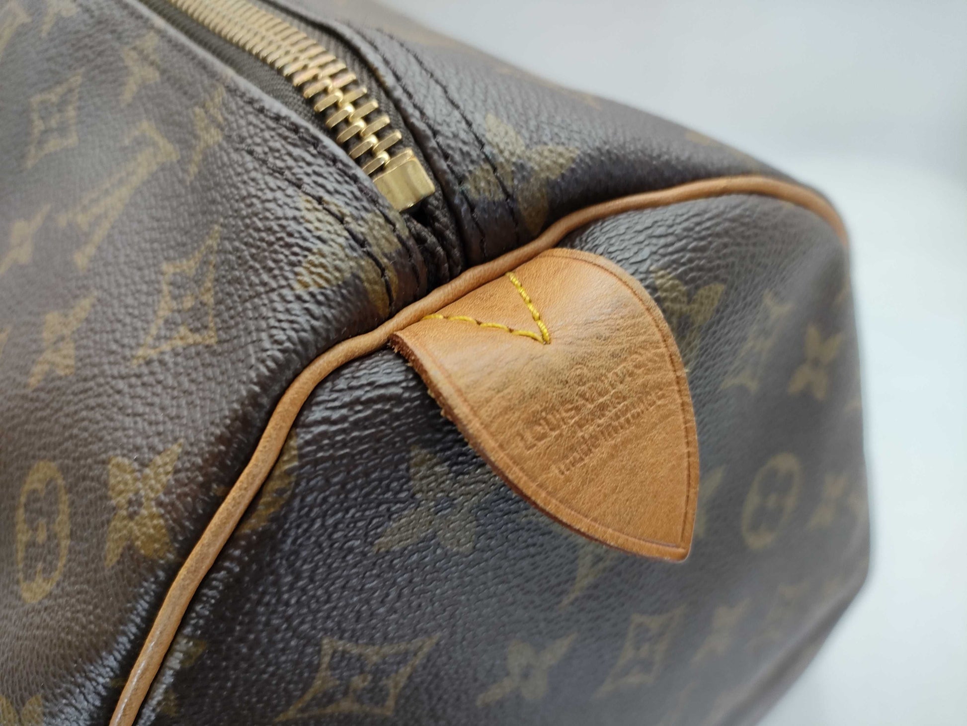 LOUIS VUITTON Monogram LV Monogram Keepall 60 M41422 Boston Bag with unclear serial number
