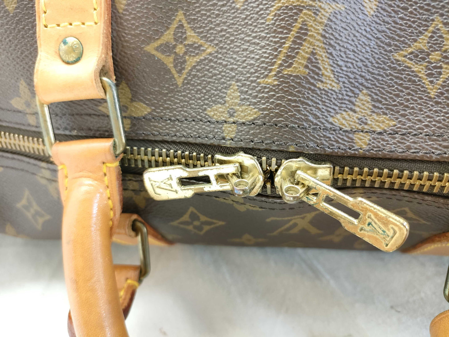LOUIS VUITTON Monogram LV Monogram Keepall 60 M41422 Boston Bag with unclear serial number