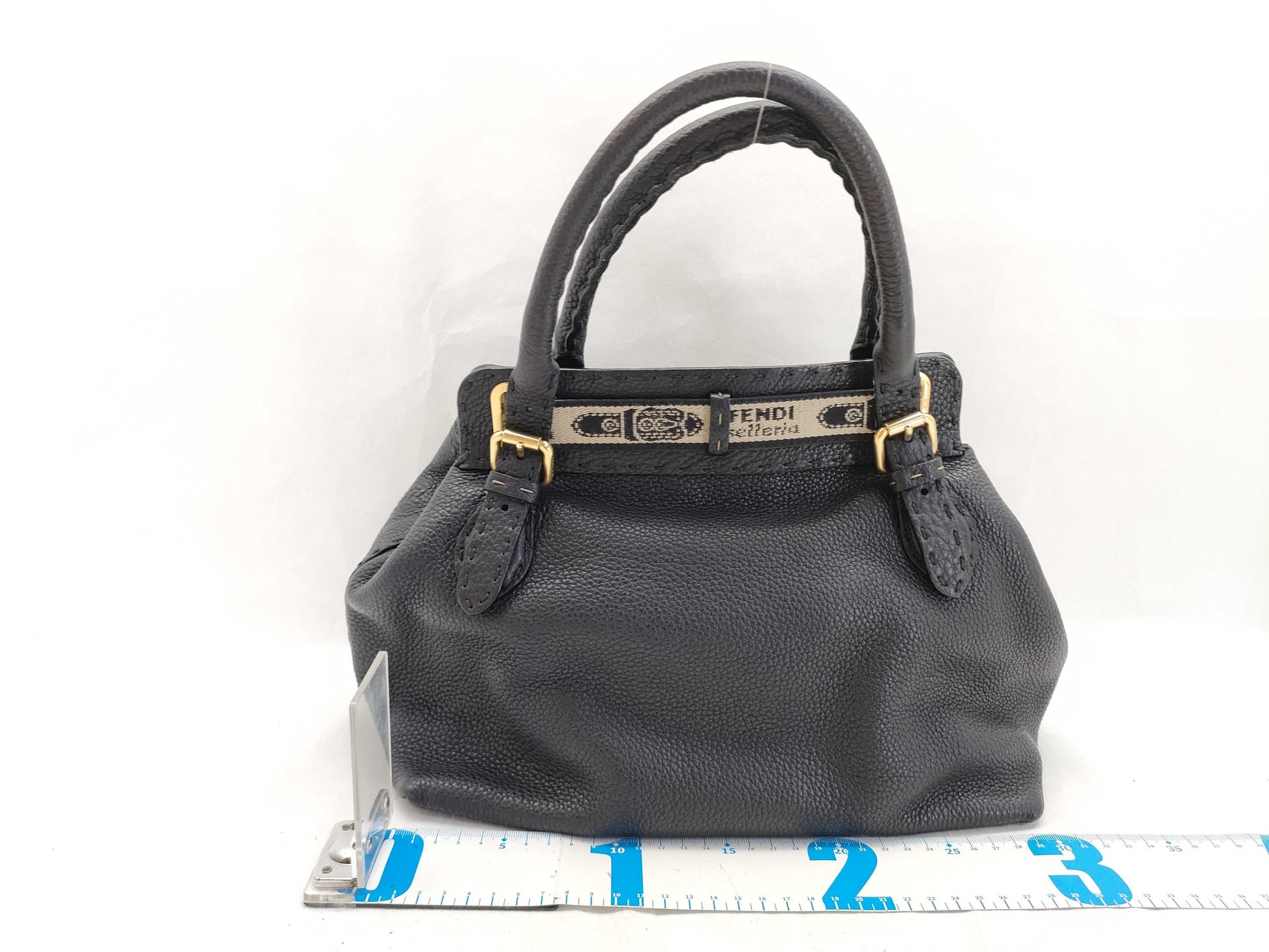 FENDI Selleria Villa Borghese Leather Handbag 2390-8BN155-YGB-088 Black Handbag