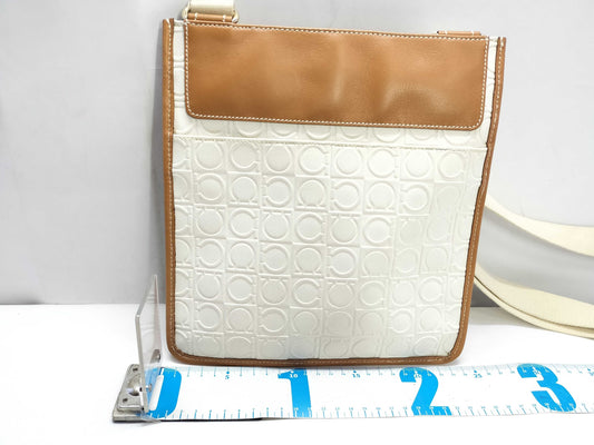 Salvatore Ferragamo Gancini PVC and Leather Shoulder Bag AU-21/4933 White and Brown