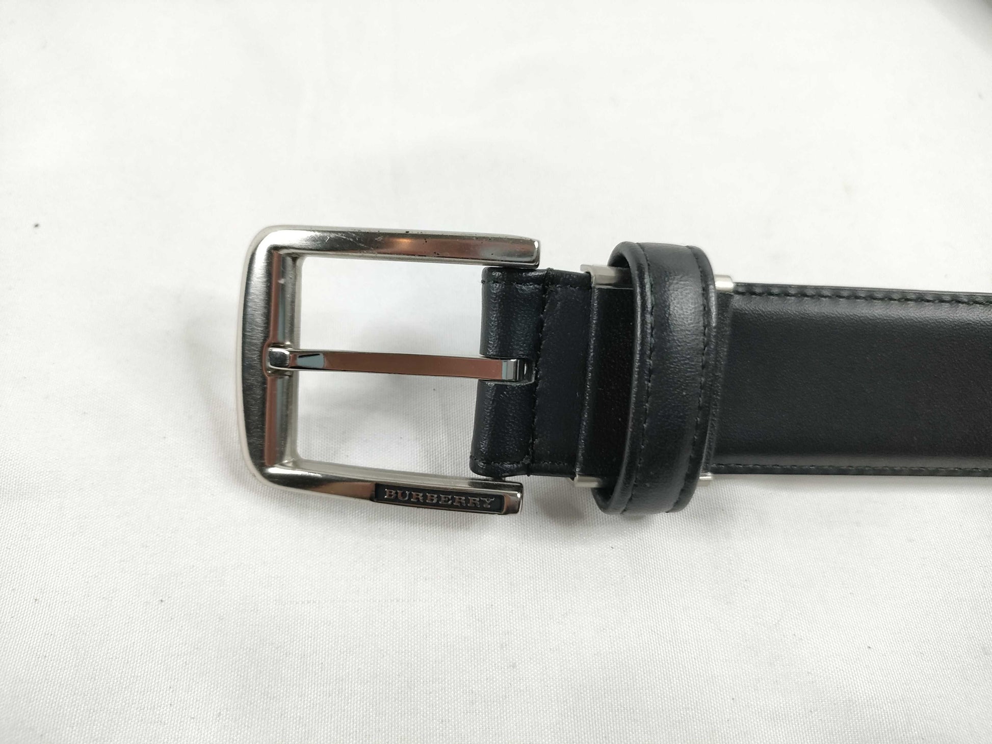 BURBERRY Leather Belt Black Belt