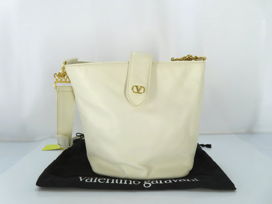 VALENTINO Valentino Garavani Leather Shoulder Bag White Bag