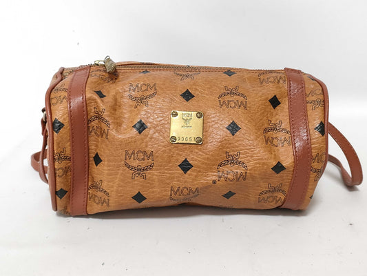 MCM Visetos Leather Shoulder Bag in Camel