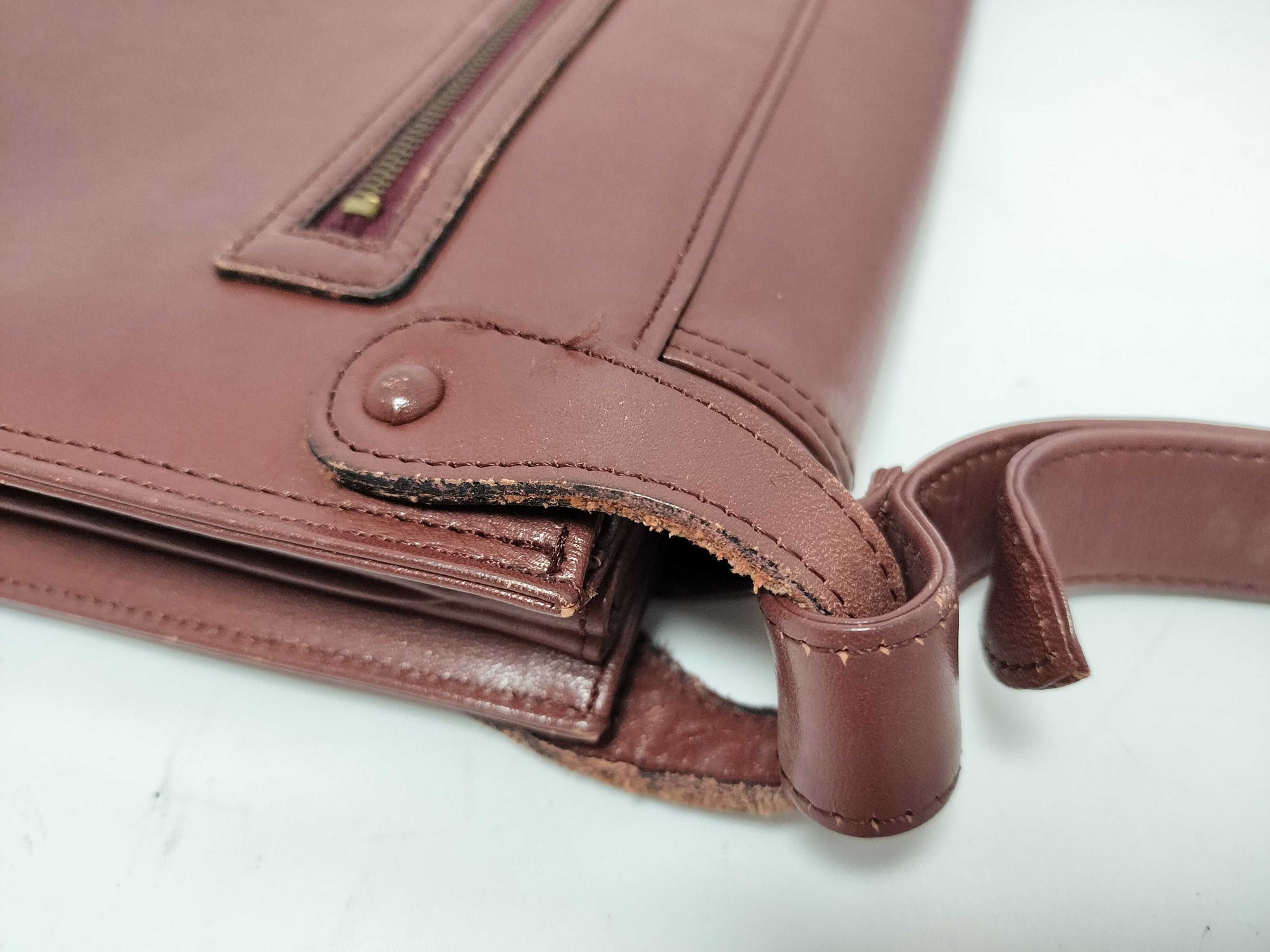 Cartier Must Cartier Must Line Leather Shoulder Bag Bordeaux Shoulder Bag