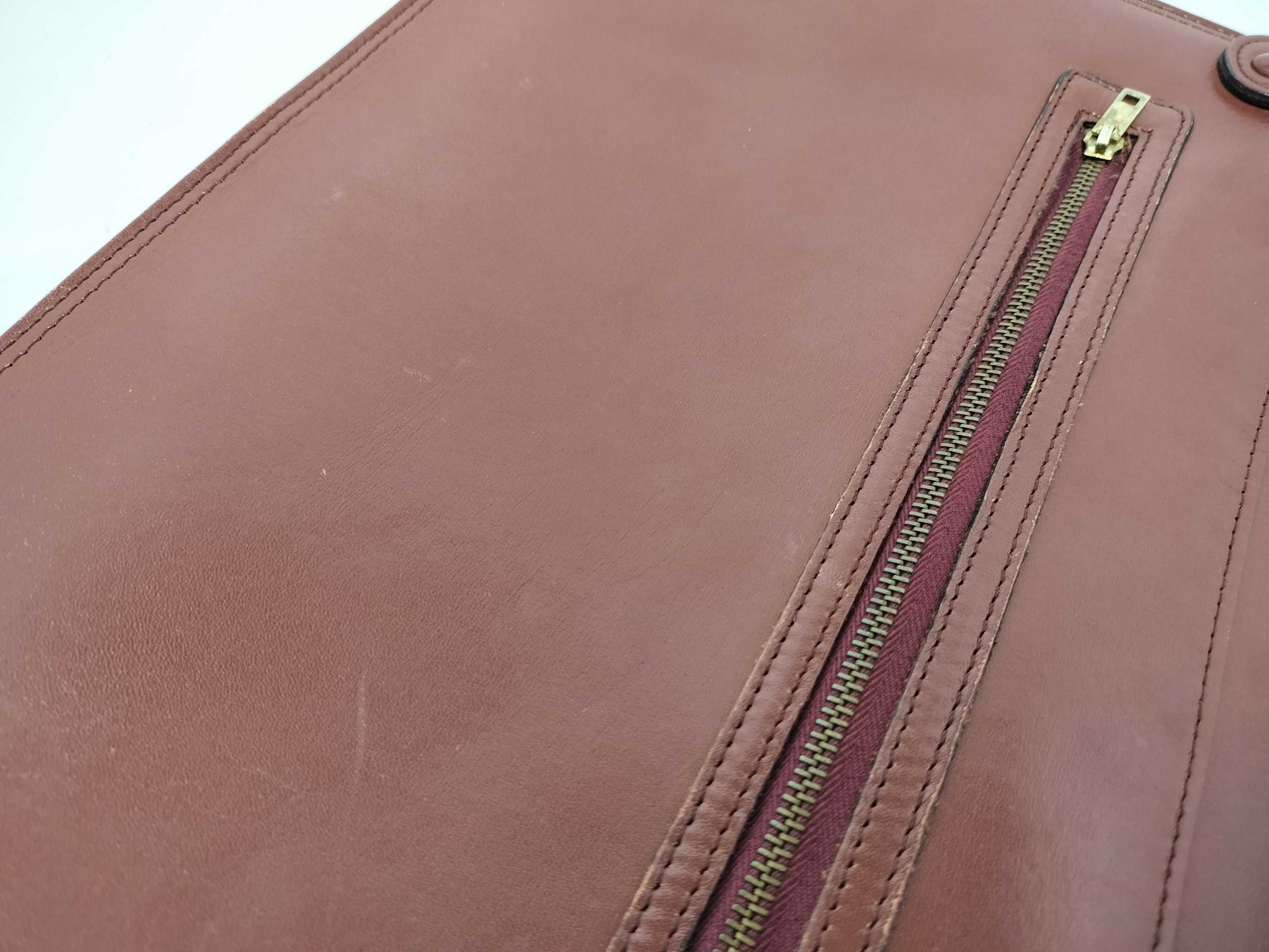Cartier Must Cartier Must Line Leather Shoulder Bag Bordeaux Shoulder Bag