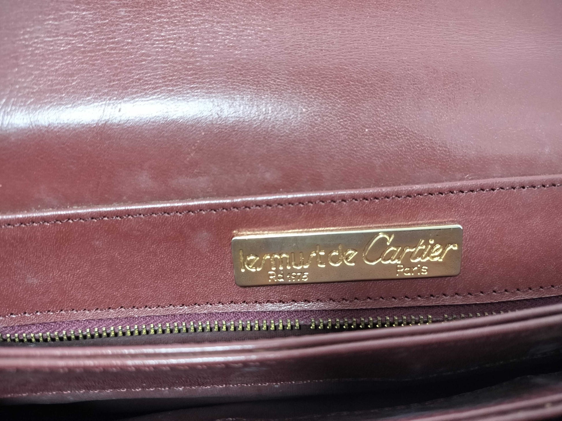 Cartier Must Cartier Must Line Leather Shoulder Bag Bordeaux Shoulder Bag