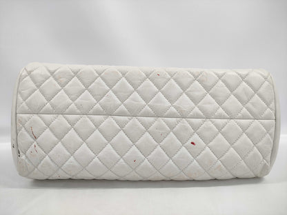 CHANEL Matelasse Lambskin Double Chain Shoulder Bag 14579857 White Shoulder Bag