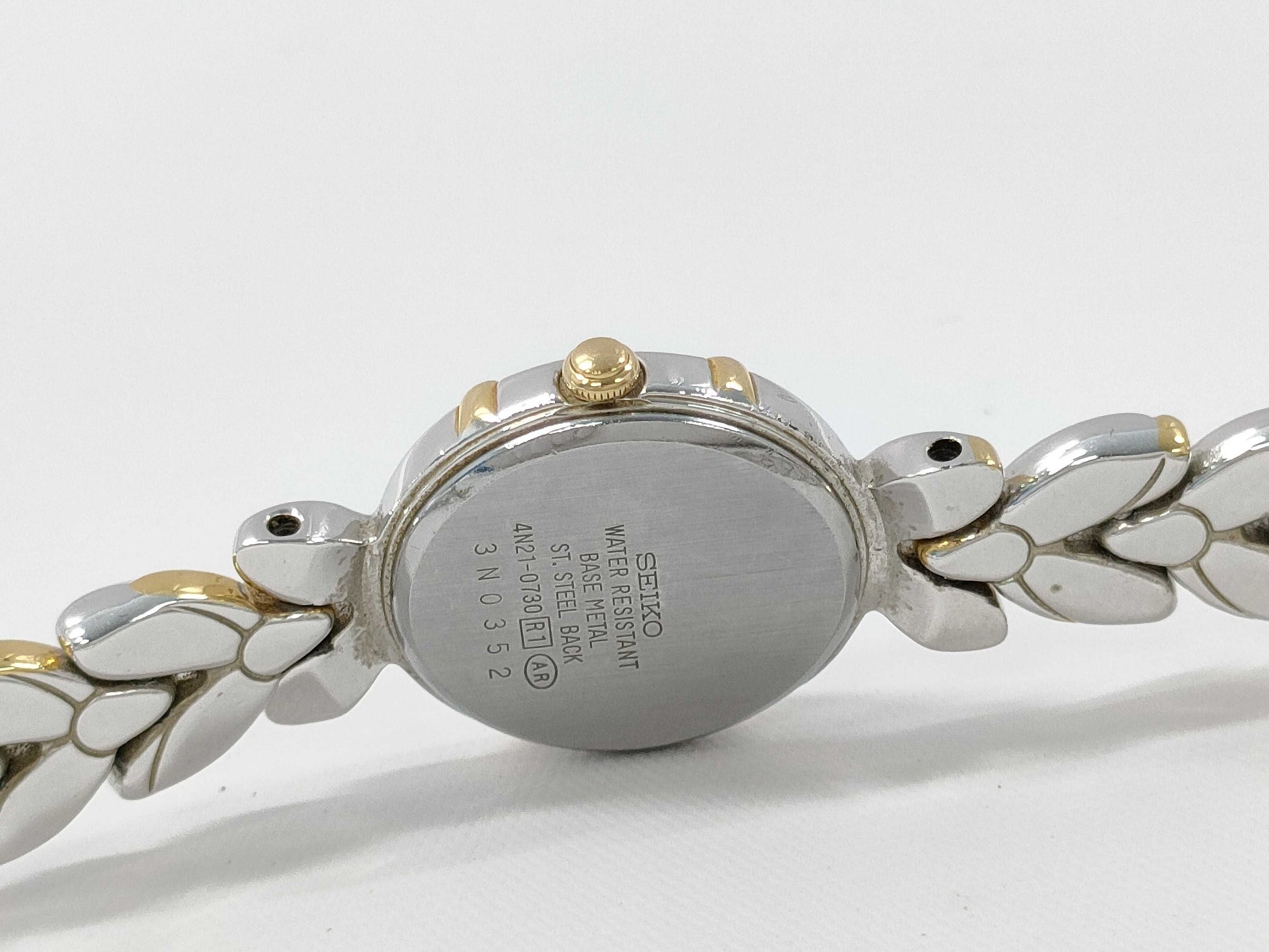 SEIKO Tissé 4N21-0730 3N0352 QZ Women's Watch, Not Working, No Operational Guarantee
