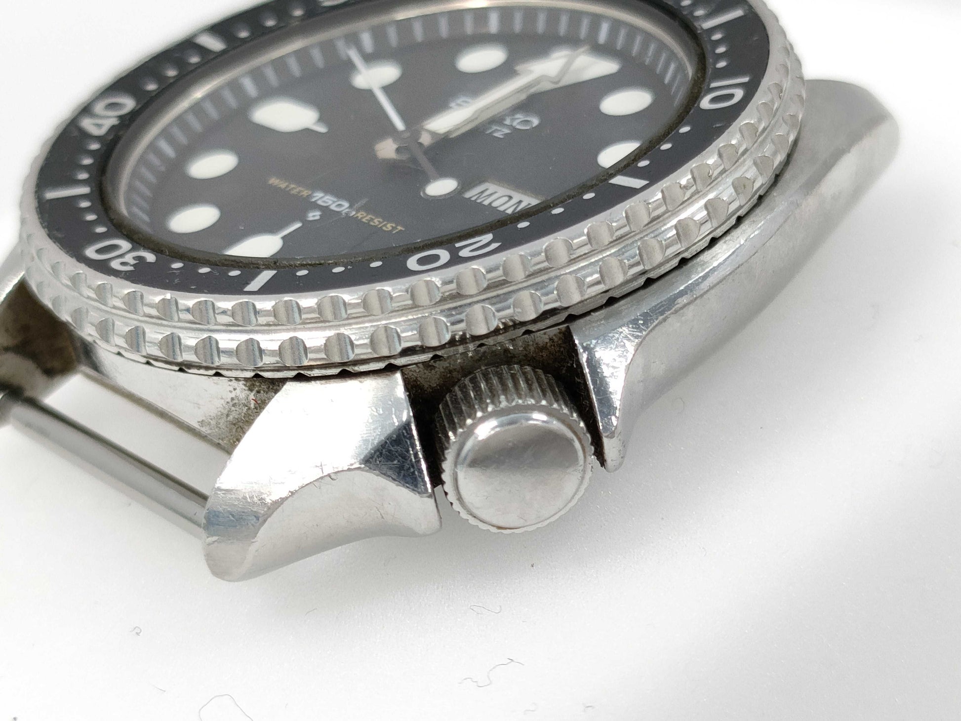 SEIKO Diver 7548-7000 119639 QZ Men's Watch, Not Working, No Operational Guarantee