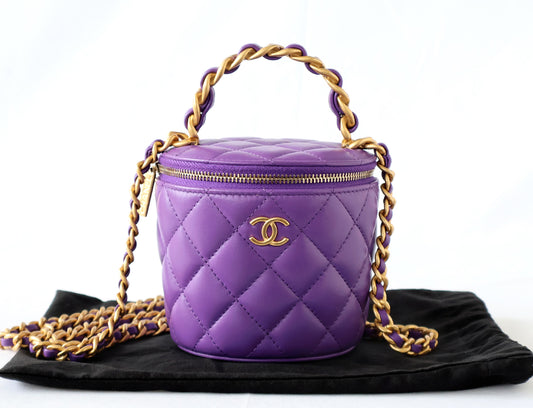 CHANEL Matelasse Lambskin Vanity Bag with Plaque, 2-Way Chain Shoulder Bag, Purple