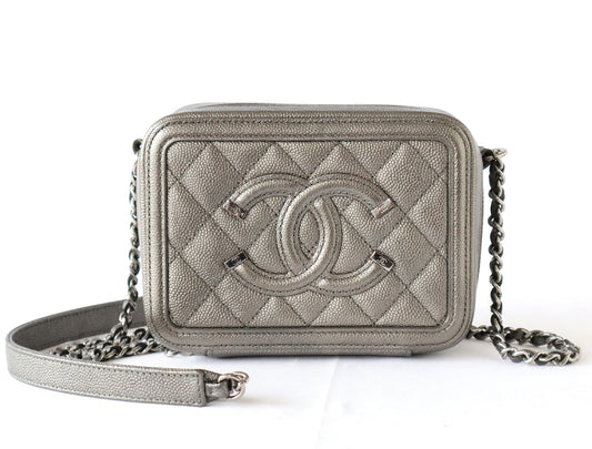 CHANEL CC Filigree Caviar Leather Chain Shoulder Bag, Silver, Seal, No. 26