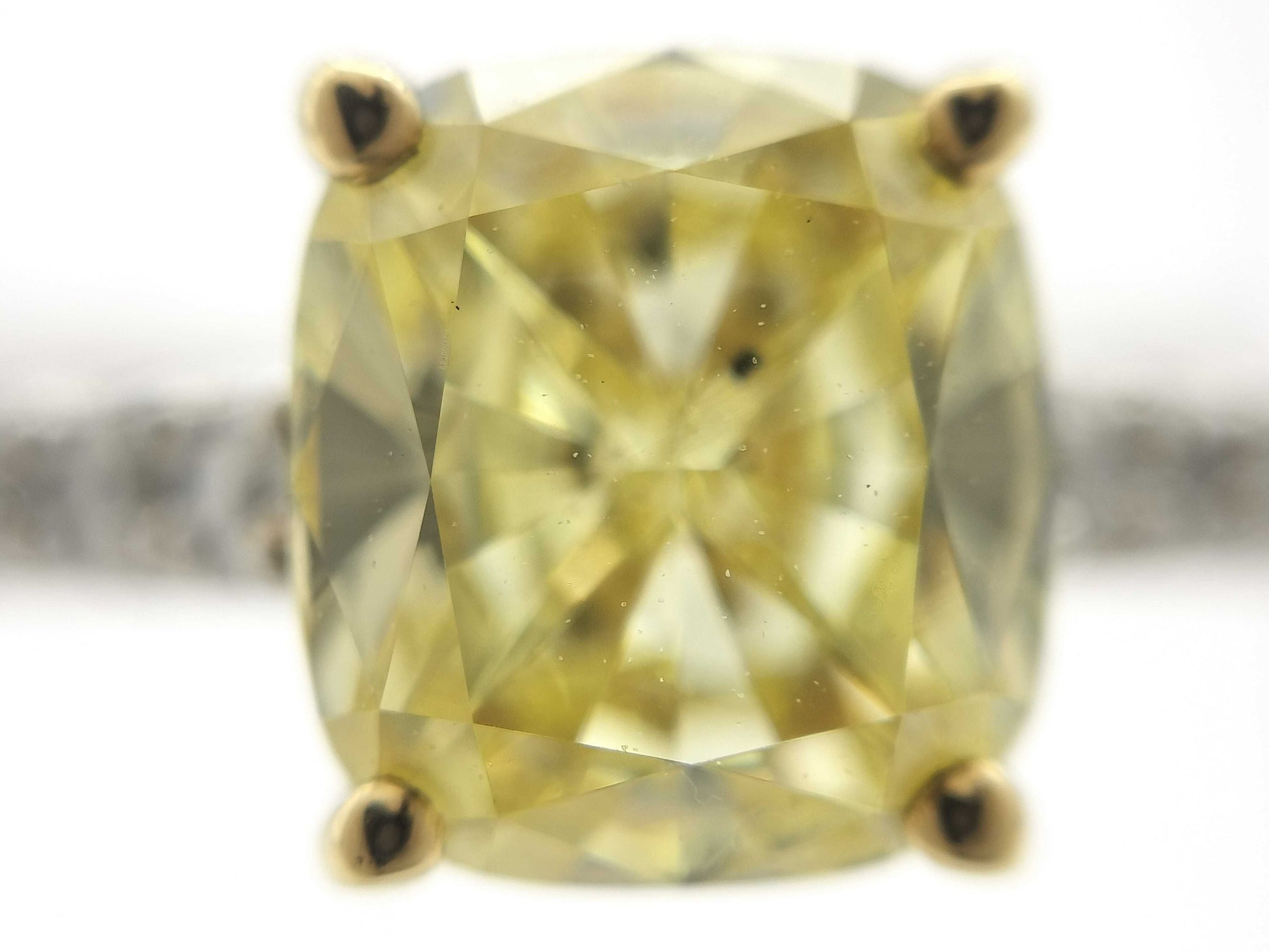 Tiffany & Co. Novo D0.90ct Diamond Ring in PT950/Au750, 2.7g 