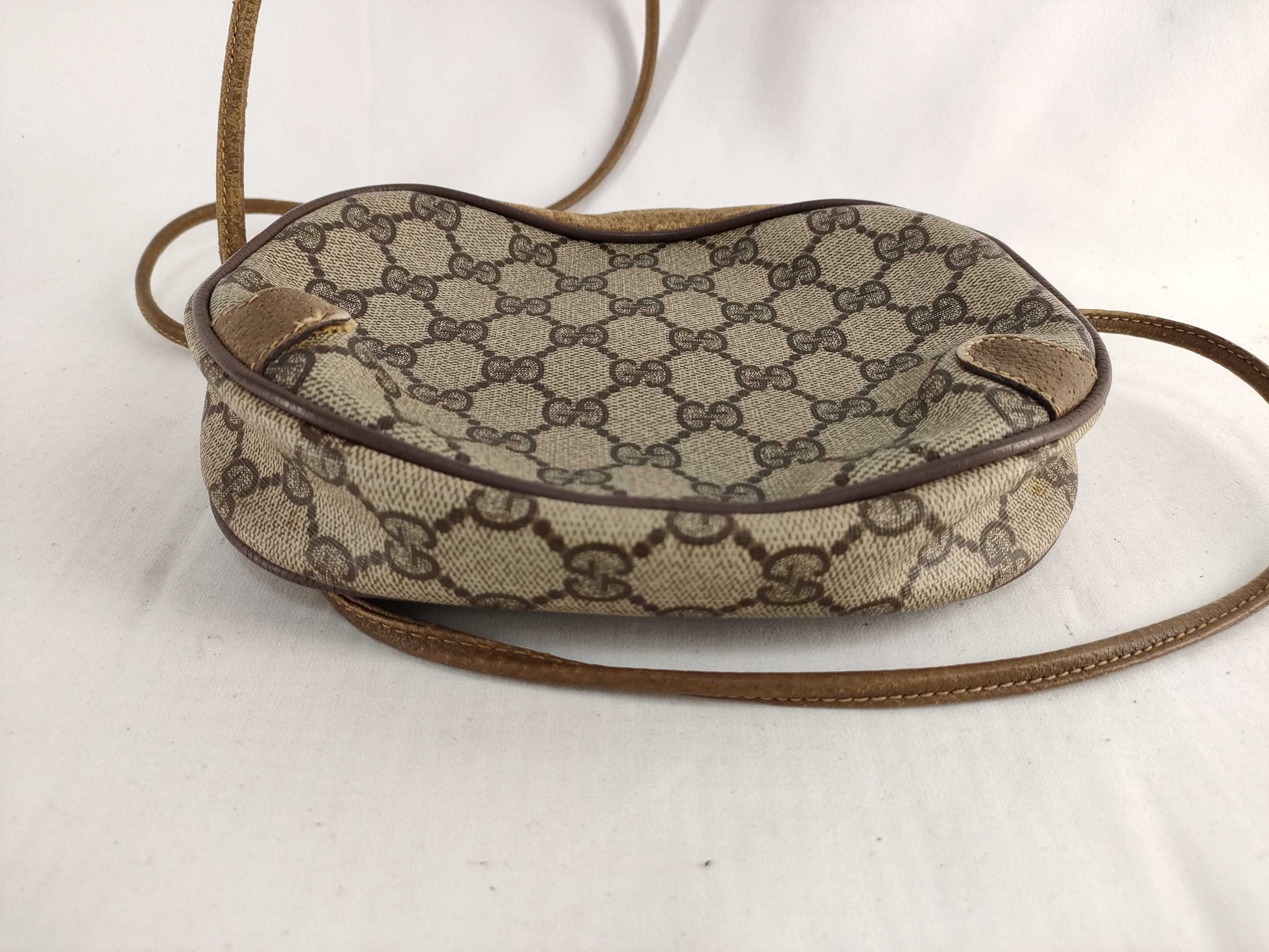 GUCCI Sherry Line Shoulder Bag
