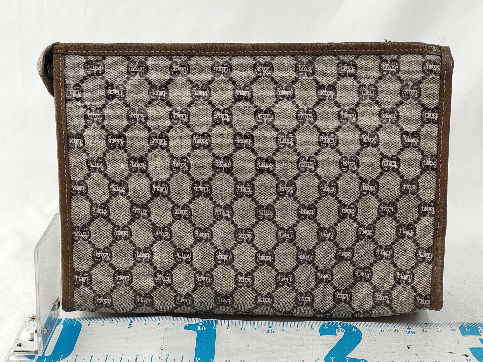 GUCCI GG Plus OLD GUCCI GG Supreme Pouch Second Bag with Dust Bag and Card