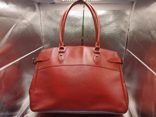 LOUIS VUITTON Epi Passy PM Tote Bag M5926E SN0066 Rouge Tote Bag
