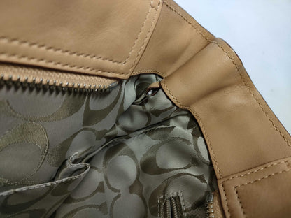 COACH COACH Leather Handbag G0951-F08A71 Beige AB Handbag