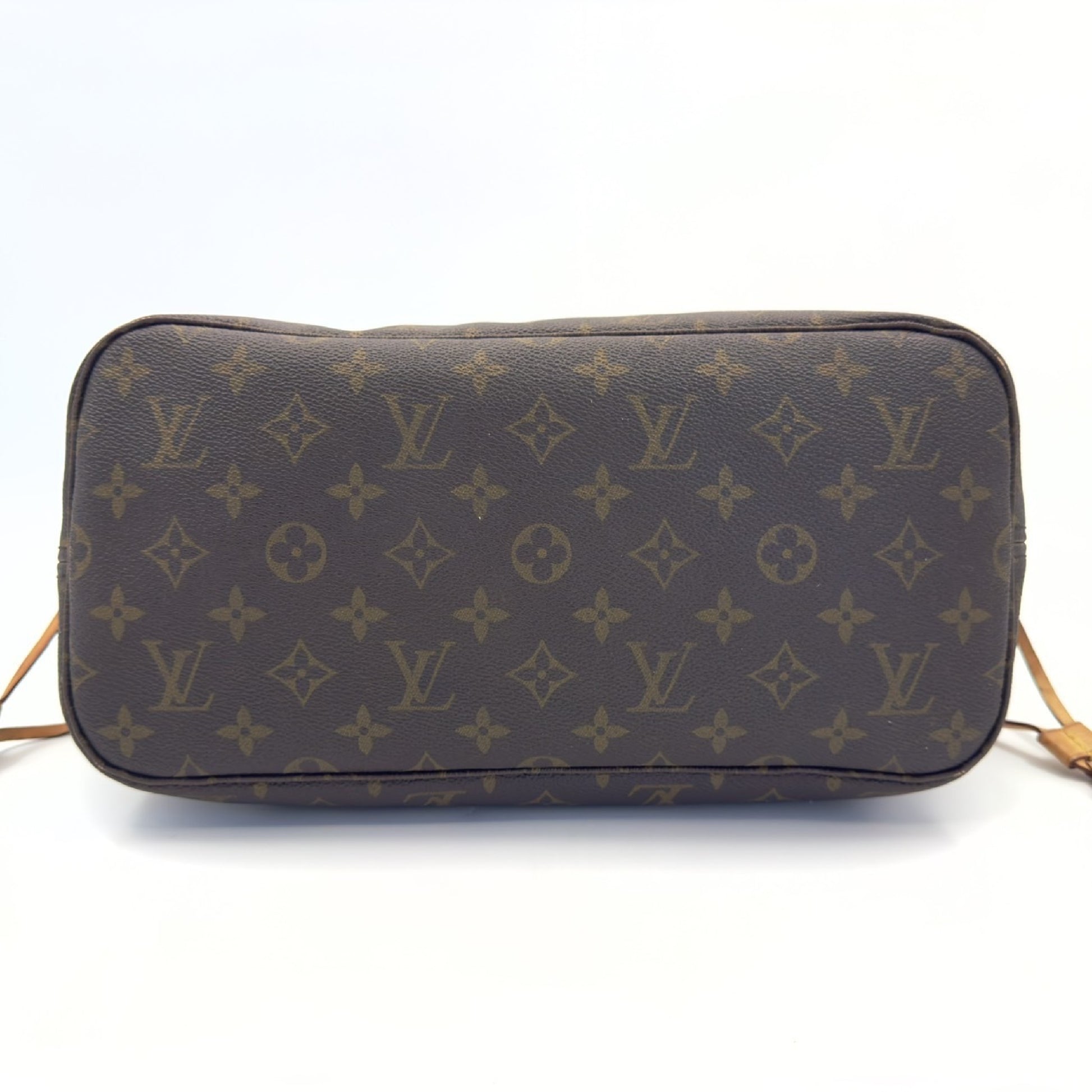 LOUIS VUITTON Monogram Neverfull MM Tote Bag