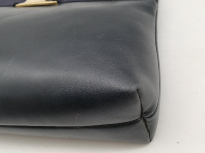 Salvatore Ferragamo Vara Leather Shoulder Bag