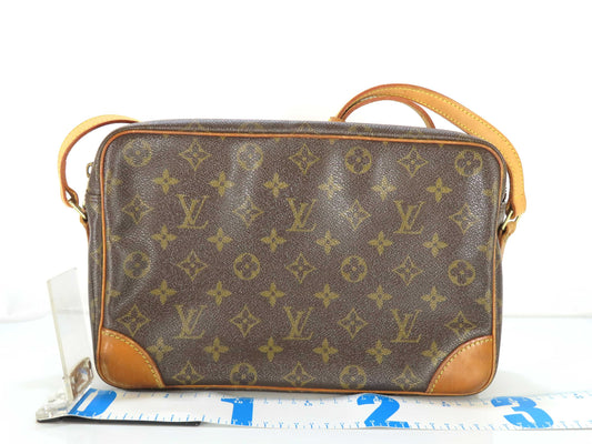 LOUIS VUITTON Monogram Louis Vuitton Trocadero Monogram Shoulder Bag