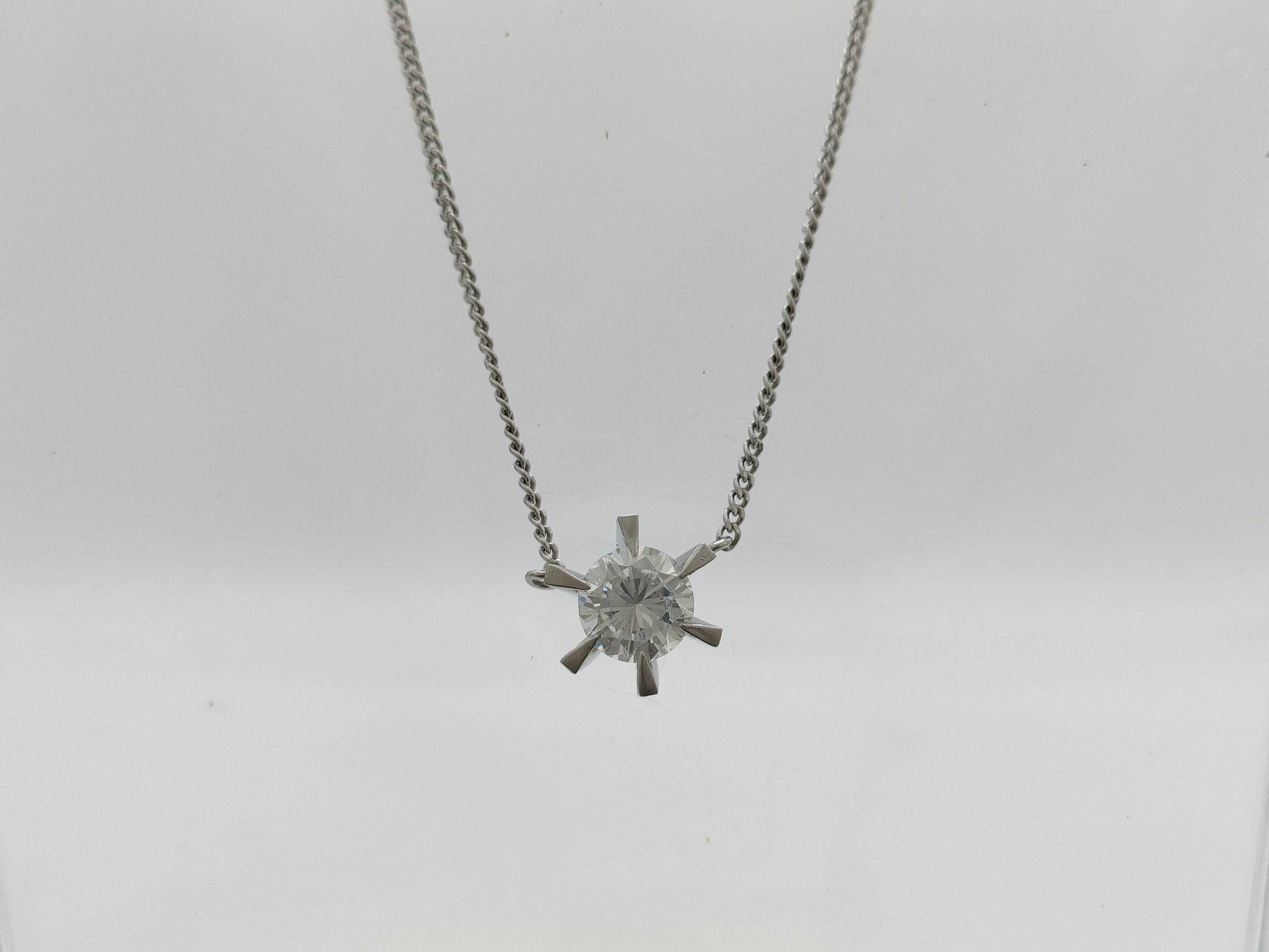 D1.006ct PT900/PT850 4.6g Necklace 