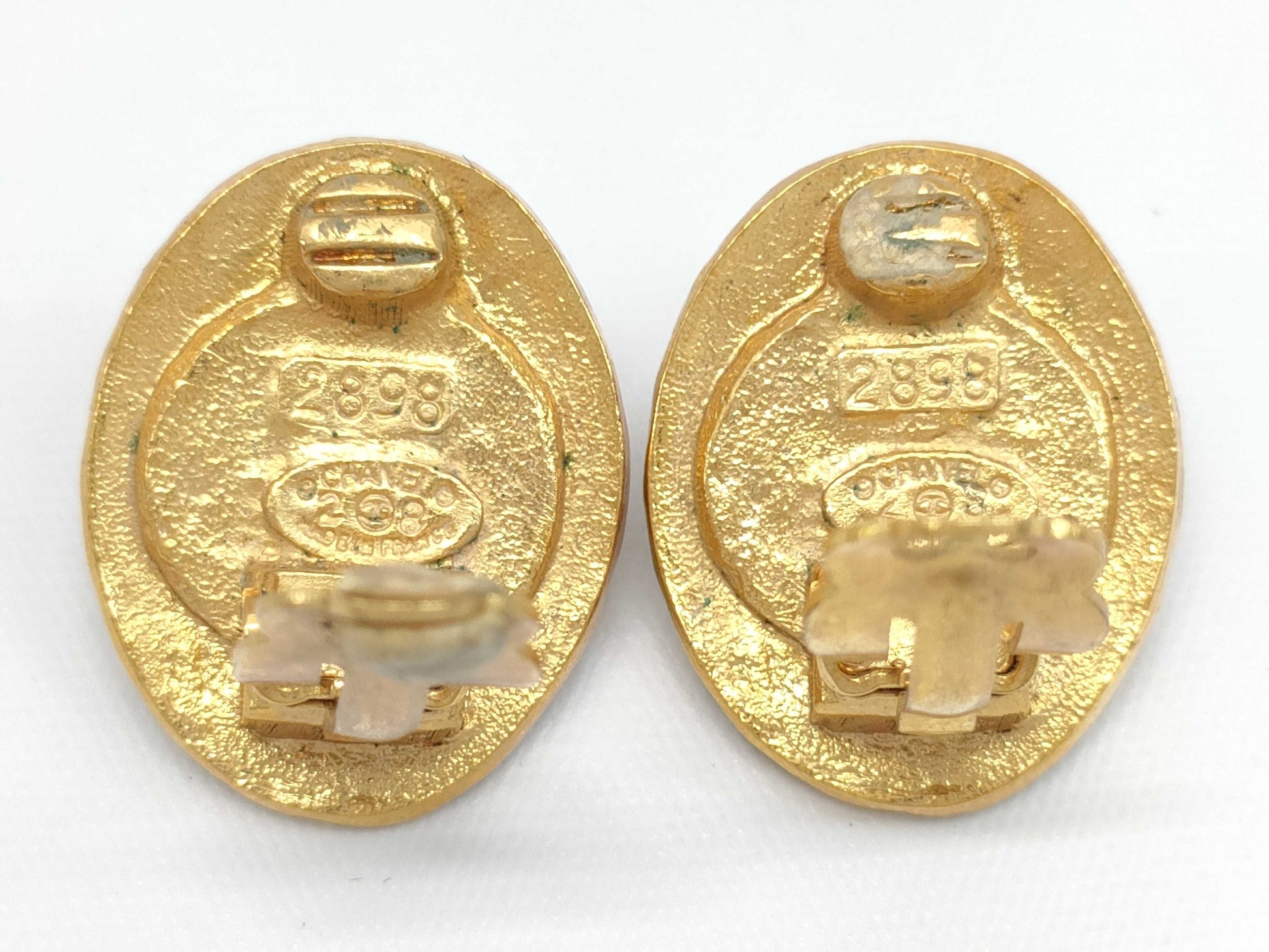 CHANEL Faux Pearl Round 28 Earrings