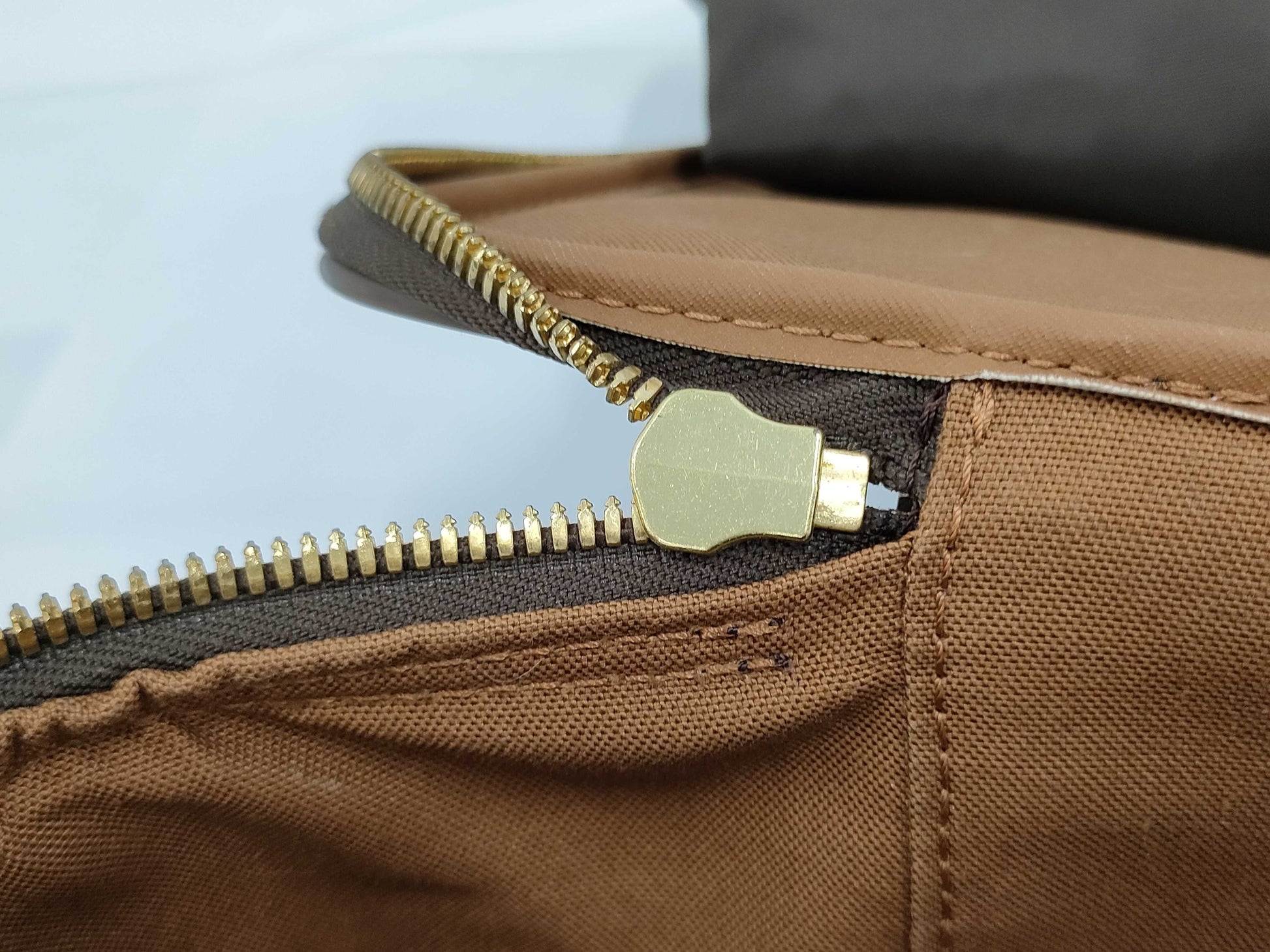 LOUIS VUITTON LV Monogram Vegas 55 M23294 SP0999 Carry-on Bag