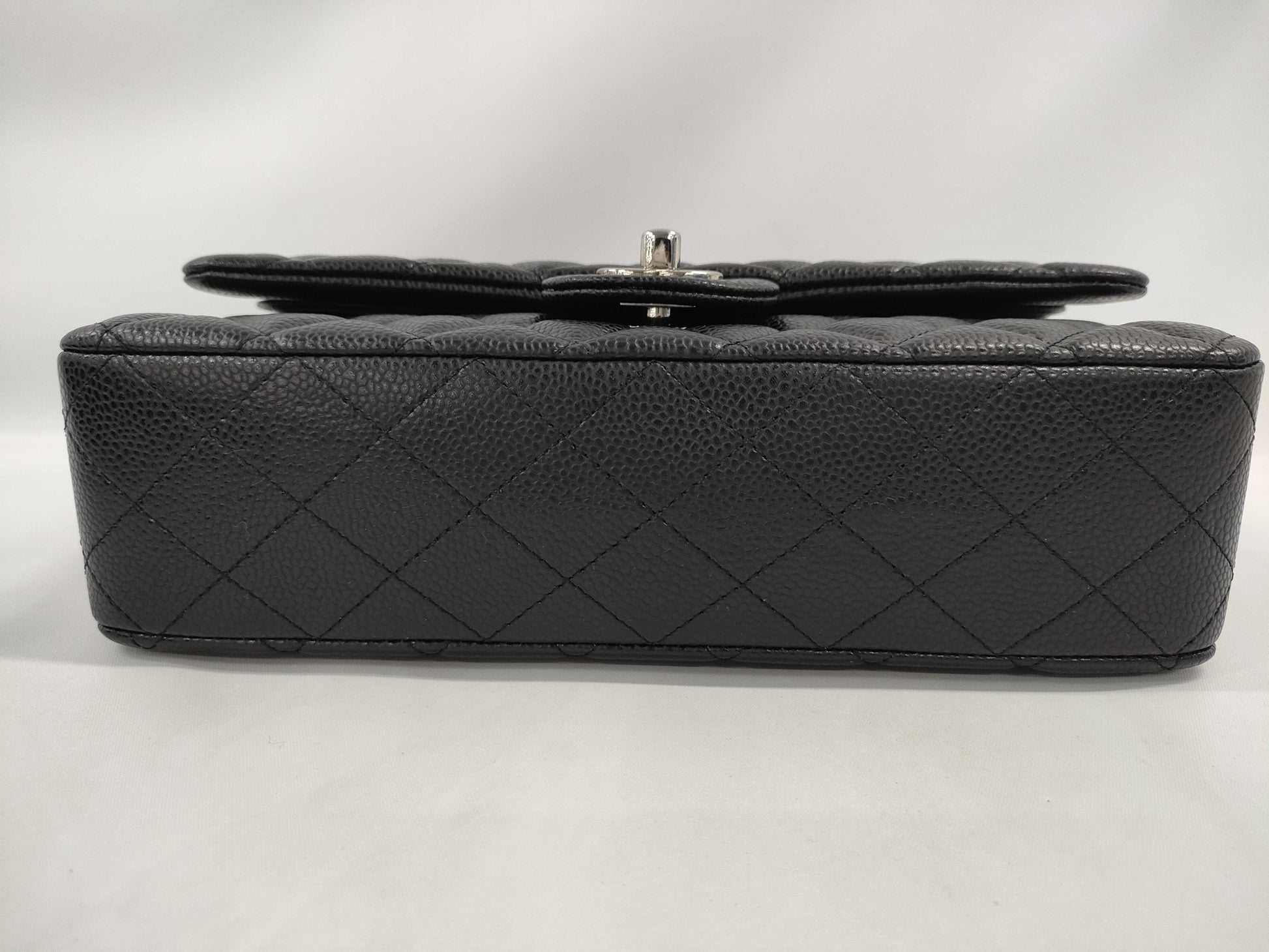 CHANEL Caviar Skin CF 25 Shoulder Bag
