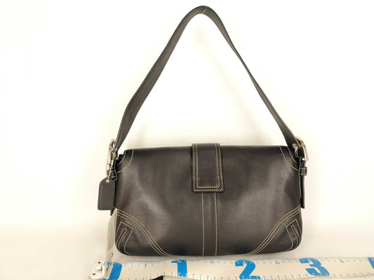 COACH shoulder bag in black leather
