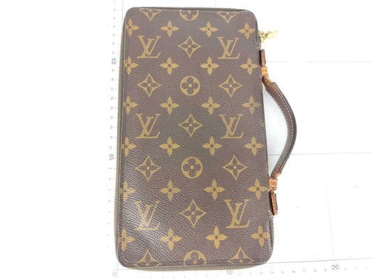 LOUIS VUITTON M60119 Monogram LOUIS VUITTON Louis Vuitton Monogram Organizer de Voyage Wallet