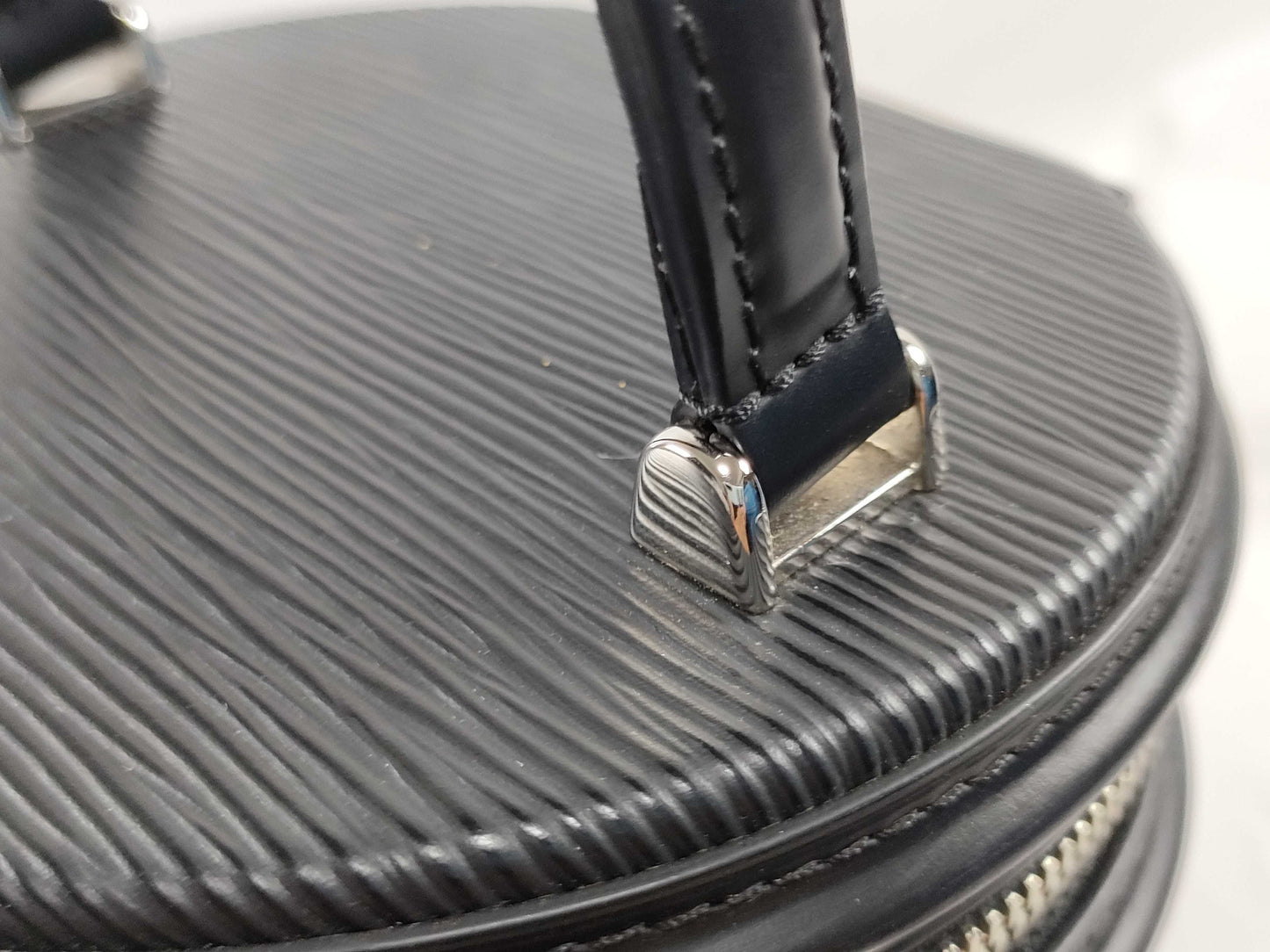 LOUIS VUITTON RFID Verified, Serial Unverifiable, Epi Cannes Handbag M52226, 2-Way Shoulder Bag, Black