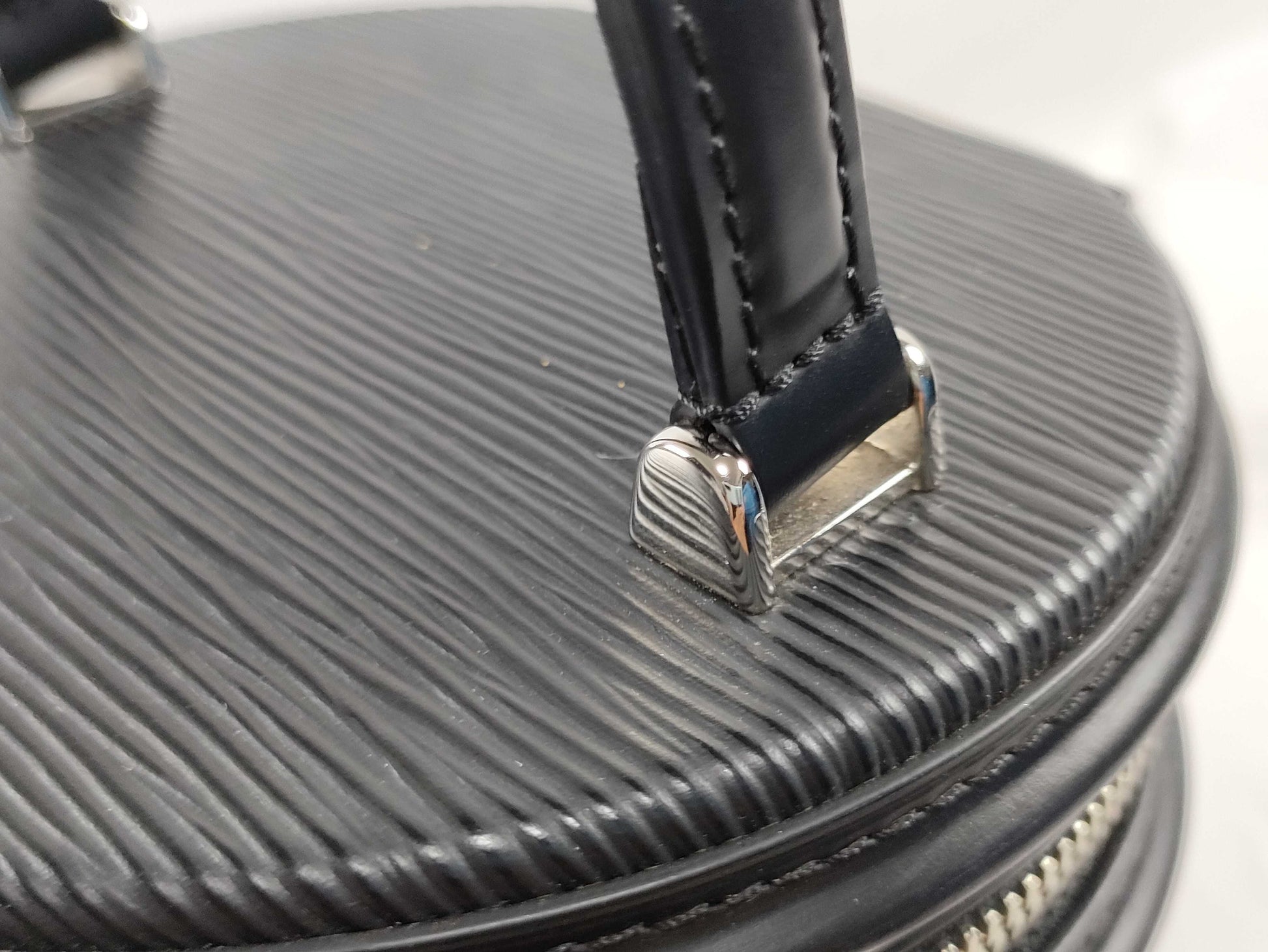 LOUIS VUITTON RFID Verified, Serial Unverifiable, Epi Cannes Handbag M52226, 2-Way Shoulder Bag, Black