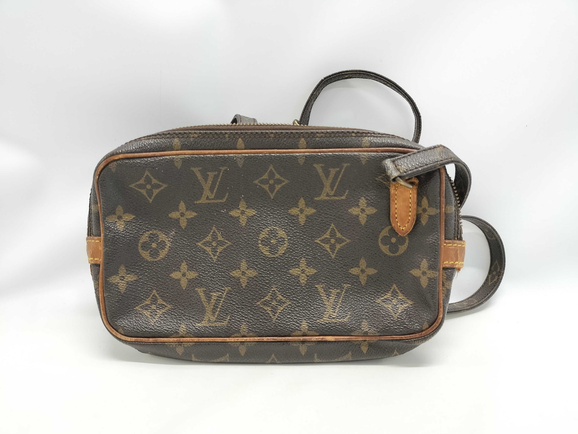 LOUIS VUITTON Marly Bandouliere Shoulder Bag