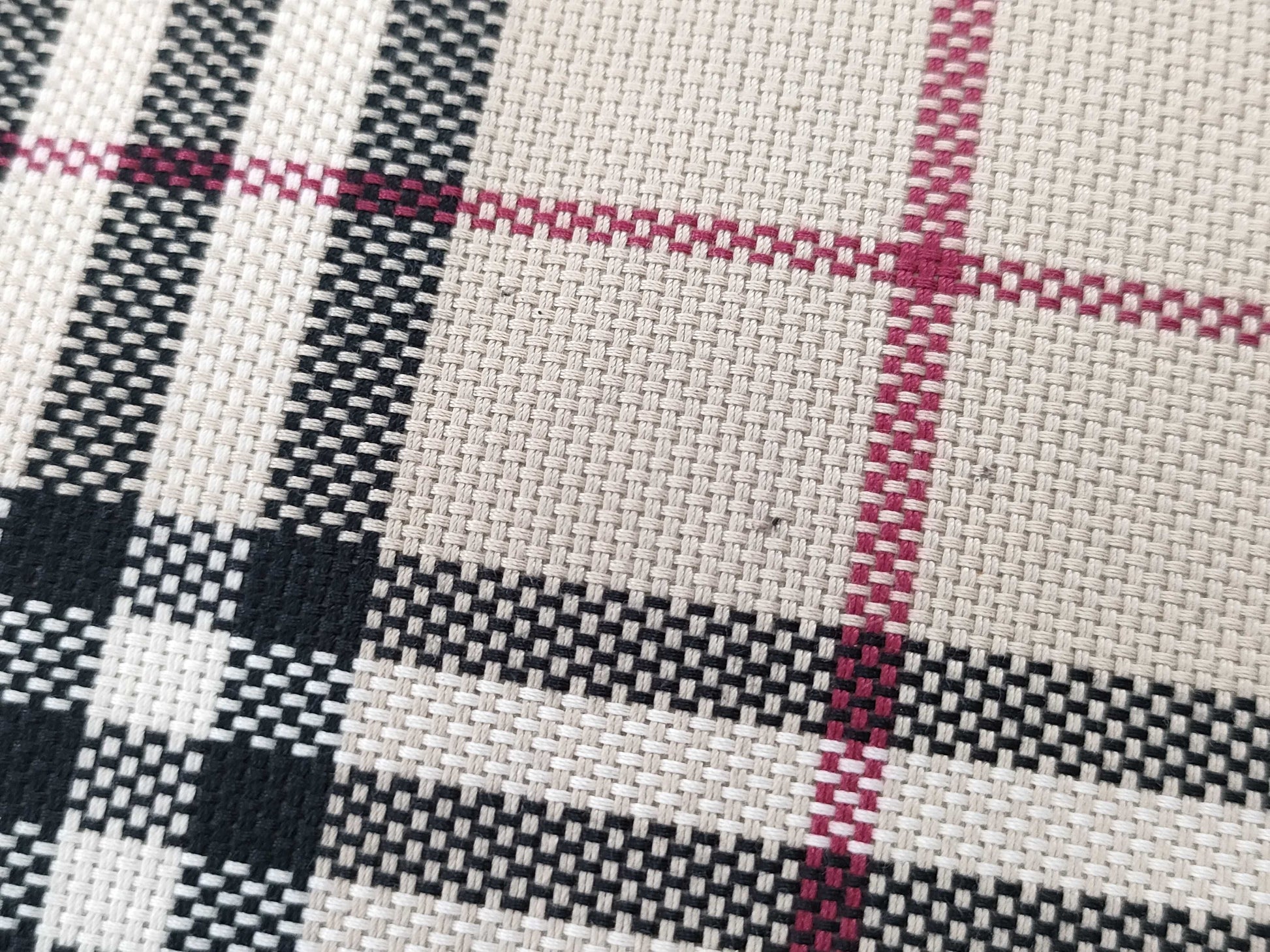 BURBERRY Nova Check Shoulder Bag