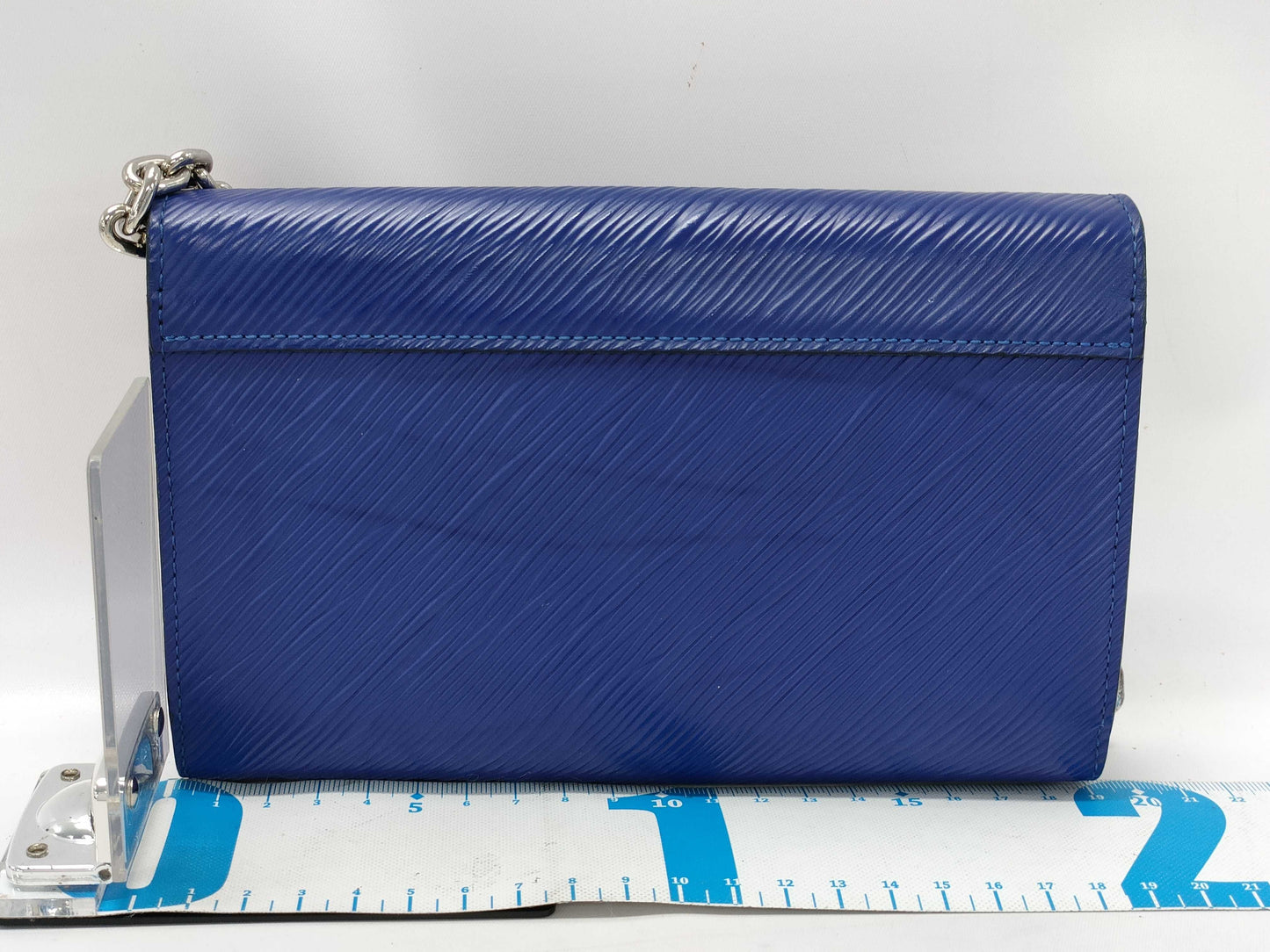 LOUIS VUITTON Epi M62215 Portefeuille Twist Chain Wallet Shoulder Bag