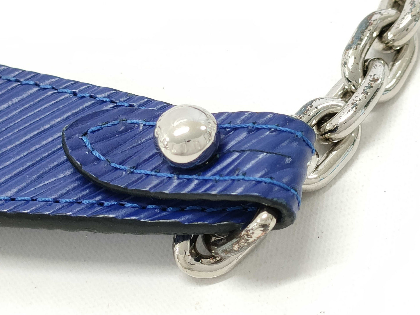 LOUIS VUITTON Epi M62215 Portefeuille Twist Chain Wallet Shoulder Bag