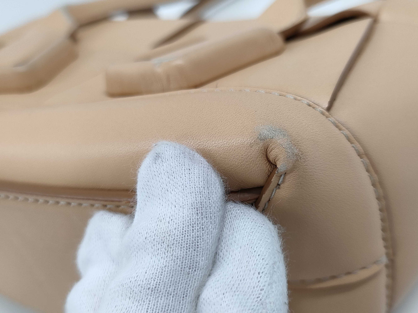 BOTTEGA VENETA Arco Handbag Bag