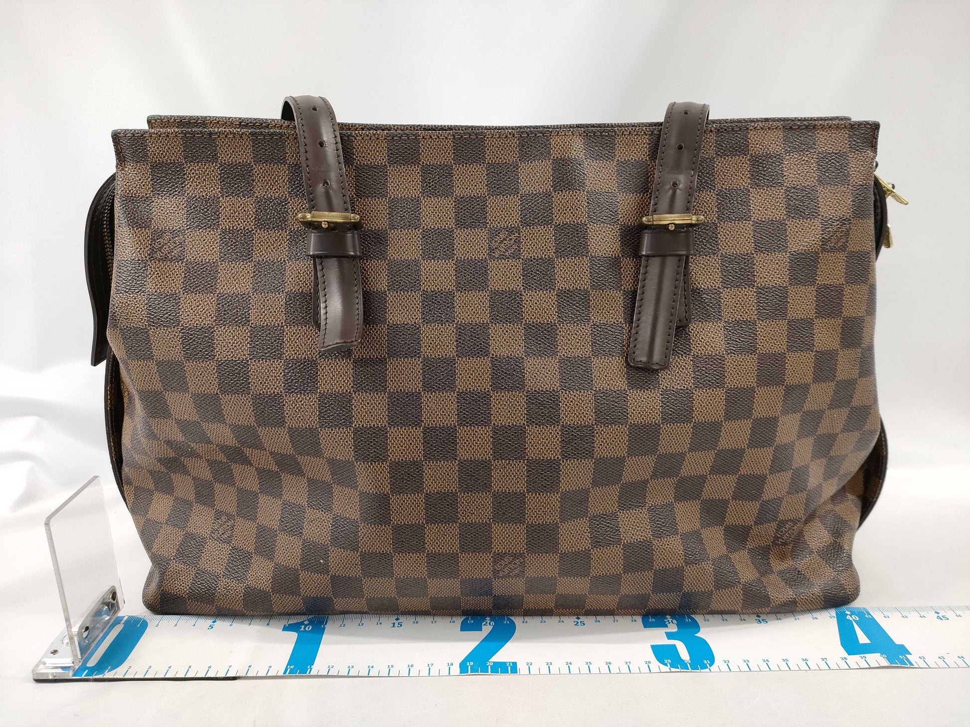 LOUIS VUITTON Damier Chelsea Tote Bag